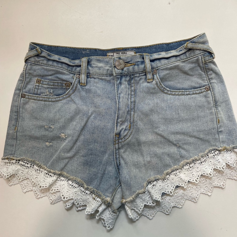 Free people Jean shorts with white lace super cute size 24